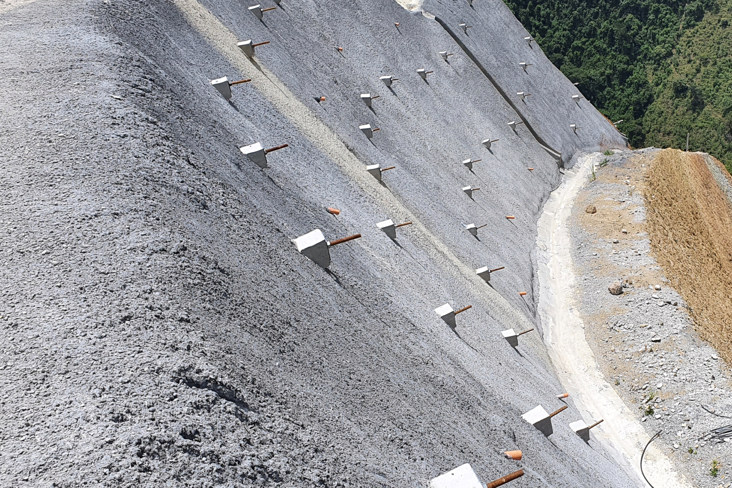 geothecnics Medellin Mar 1 Highway. Slope support