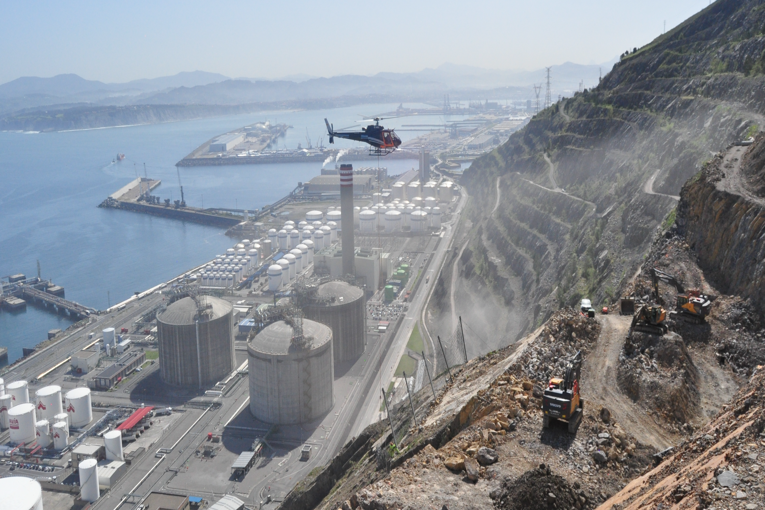 geothecnics Bilbao Port. Rock stabilization