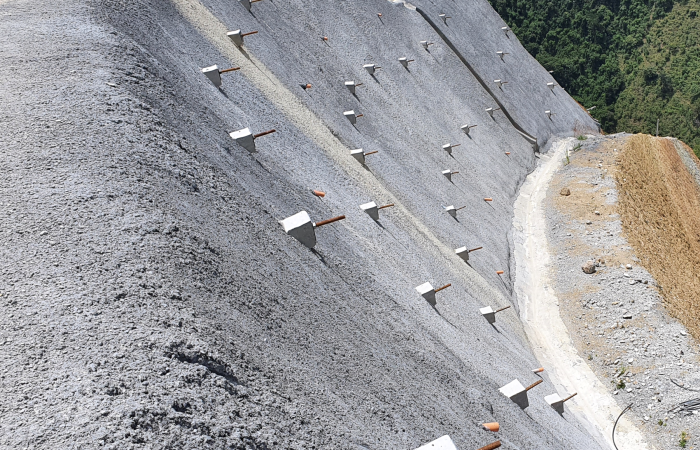 Medellín Mar 1 Highway. Slope stabilization (Colombia)